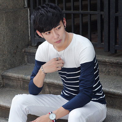 穿过雨季圆领长袖T恤男条纹拼色棉95% 氨纶5