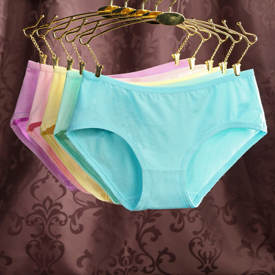 草莓社区4条装莫代尔纯色低腰舒适可爱女孩式