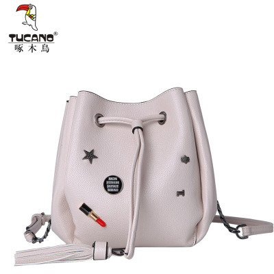 款口红徽章五角星迷你流苏水桶包女包小挎包单