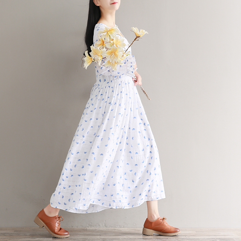 laperfumeria女装宽松显瘦裙子2017新款森女系v领复古长款碎花长袖